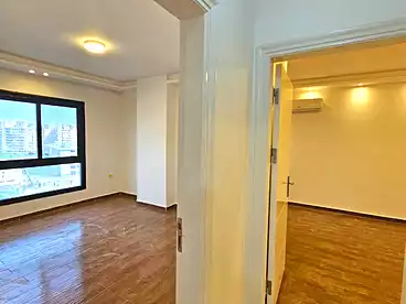 Administrative For rent in Rayhanah Plaza - Morshedy Group, Compounds in Maadi, 120 sqm