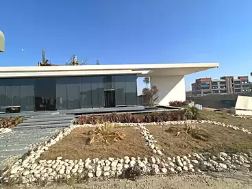 Shops For sale in Cinco Mall - Upwyde, Compounds in New Cairo, 64 sqm