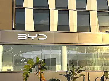 Administrative For rent in 5A Mall - Tha Waterway, Compounds in New Cairo, 220 sqm