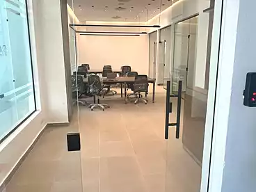 Offices For rent in Northern 90th St., 90th Street, 150 sqm