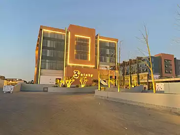 Clinics For rent in Three Sixty Mall - LM Sabbour, Compounds in New Cairo, 45 sqm