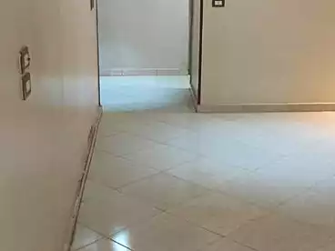 شقق للبيع في شارع الشهيد احمد حمدي، الطوابق، 120 متر