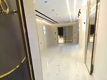 شقق للبيع في شارع الاربعين، بيانكي، 150 متر