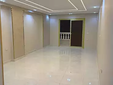 شقق للبيع في شارع سلطان خطاب، اللبيني، 110 متر