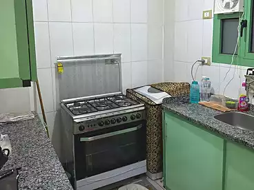 شقق للبيع في شارع قصر القويري، الهانوفيل، 100 متر