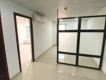 إداري للإيجار في شارع زهراء المعادي، زهراء المعادي، 180 متر