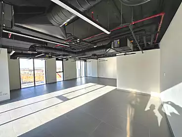 Administrative For rent in Centre Ville - Hyde Park Compound, Hyde Park Compound, 135 sqm