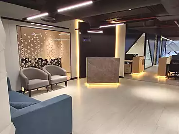 مقر إداري للبيع في كمبوند وان قطاميه - مرشدي جروب، كمبوند بالمعادي، 260 متر