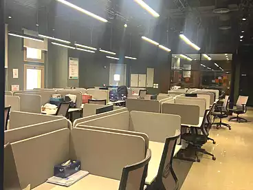 Offices For rent in Northern 90th St., 90th Street, 600 sqm