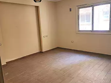 للبيع في مون سيتى - امكو، طريق مصر - إسماعيلية الصحراوي، 202 متر