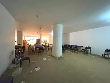 تجاري للإيجار في شارع البطل أحمد عبد العزيز، الدقي، 300 متر