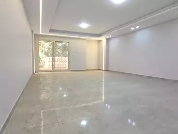 شقق للبيع في شارع لبنان، المهندسين، 225 متر