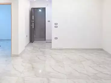 شقق للبيع في شارع 6 أكتوبر، عين شمس، 155 متر