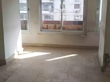 إداري للإيجار في شارل ديجول، شارع مراد، 70 متر