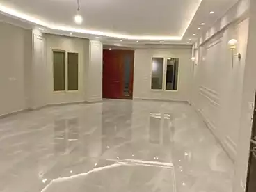 شقق للبيع في شارع صلاح نسيم، شرق الأكاديمية، 270 متر