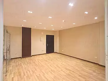 Administrative For rent in Street 10, Fifth Neighborhood, 260 sqm