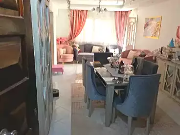 شقق للبيع في تقسيم عمر بن الخطاب، جسر السويس، 125 متر