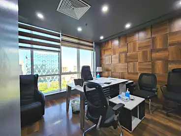 Co-working space For rent in Northern 90th St., 90th Street, 122 sqm