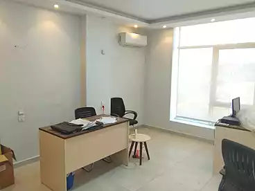 مكاتب للإيجار في كريستال بلازا - معمار المرشدي، كمبوند بالقطامية، 230 متر