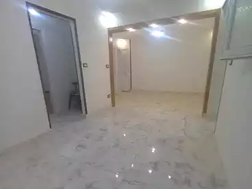شقق للبيع في شارع جمال عبد الناصر، المندرة، 135 متر