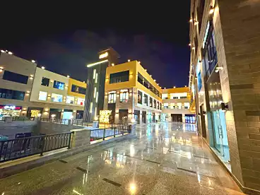محلات للبيع في ميركادو مول - أسواق، كمبوند بمدينة الشروق، 25 متر