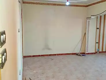 شقق للبيع في اسكوت، ميامي الجديدة، 100 متر