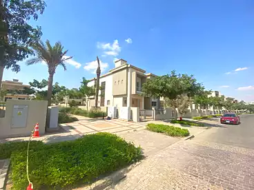 Villas For sale in Oriana Villas - Cairo Festival City Compound, Cairo Festival City Compound - Al Futtaim, 417 sqm