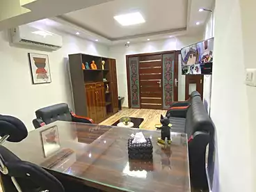 إداري للإيجار في شارع النزهة، أرض الجولف، 160 متر