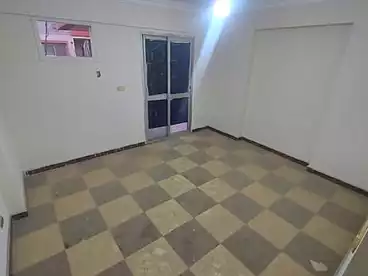 Apartments For sale in Mohamed Mostafa El Maraghi St., Helwan, 215 sqm