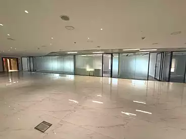 Offices For rent in Northern 90th St., 90th Street, 600 sqm