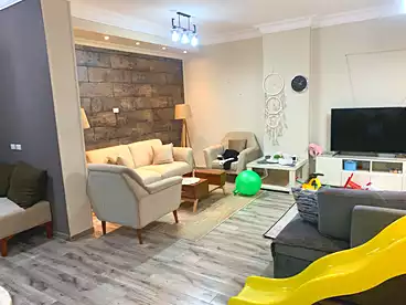 Apartments For sale in Northern 90th St., 90th Street, 160 sqm