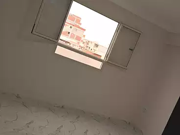 شقق للبيع في شارع ابو بكر الصديق، الهانوفيل، 100 متر