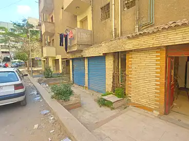 تجاري للإيجار في شارع أحمد الزمر، الحي العاشر، 40 متر