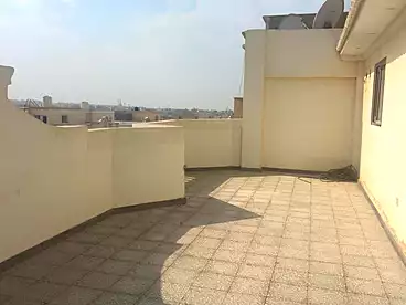 Roof For sale in Gamal Abdel Nasser St., Southern Investors, 200 sqm