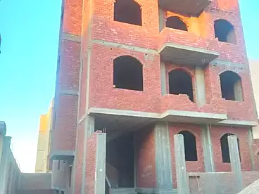 Building For sale in Hai El Banafsg - Sixth Neighborhood, Badr City, 276 sqm