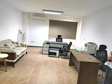 إداري للإيجار في الشطر السادس، زهراء المعادي، 120 متر