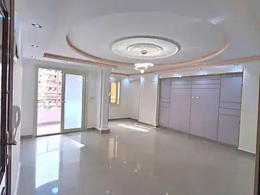 عقارات للبيع في شارع جمال عبد الناصر، سيدي بشر بحري، 150 متر