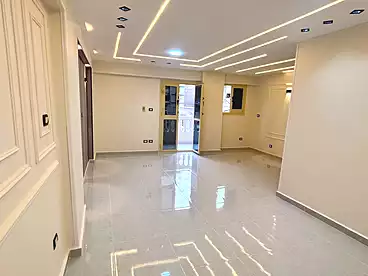 عقارات للبيع في شارع عمرو النجومي، سيدي بشر بحري، 140 متر