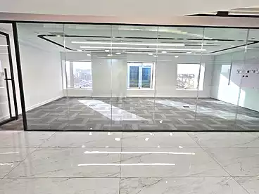 Offices For rent in Northern 90th St., 90th Street, 600 sqm
