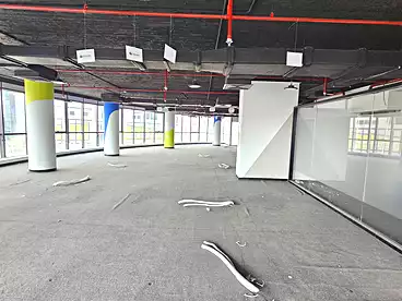 Offices For rent in Northern 90th St., 90th Street, 632 sqm