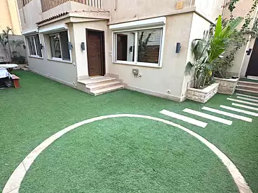 Offices For sale in El Moltaka El Arabi St., Sheraton, 400 sqm