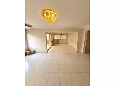 Apartments For sale in Ammar Ibn Yasser St., El Hijaz Square, 200 sqm