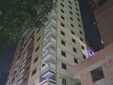 شقق للبيع في شارع الأربعين، جسر السويس، 100 متر