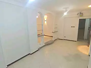 شقق للبيع في الفلكي، السيوف، 100 متر
