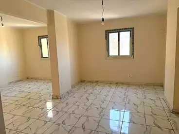 شقق للبيع في شارع يعقوب بطرس، عين شمس، 100 متر