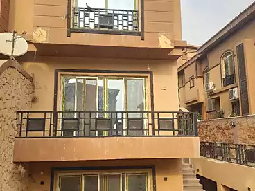 Villas For sale in Pyramids Walk Compound - Wadi Degla, Compounds in 6 October, 250 sqm