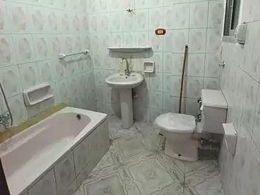 شقق للبيع في الهانوفيل، العجمي، 100 متر