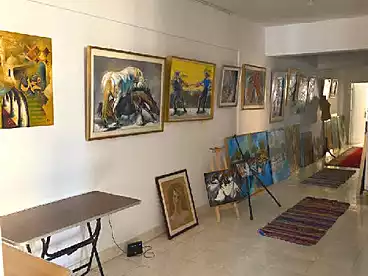 عقارات للإيجار في شارع حسان بن ثابت، جنوب الاكاديميه (د)، 200 متر