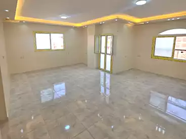 Apartments For sale in Gamal Abd El Naser St., Gisr Al Suez, 150 sqm
