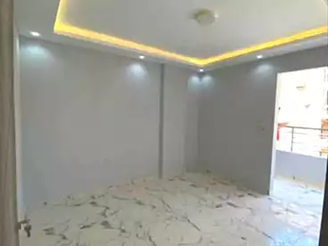 شقق للبيع في شارع الخمسين، النزهة 2، 145 متر
